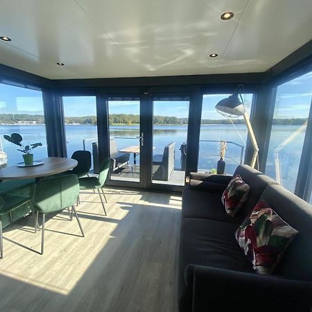 Houseboat Marina Mookerplas 4-6 Persons Plasmolen Dış mekan fotoğraf